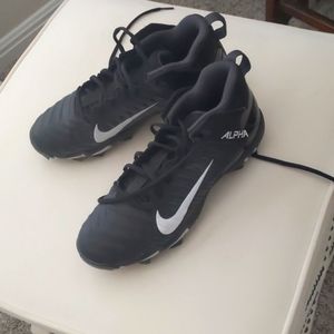 Nike Size 7 Boys cleats